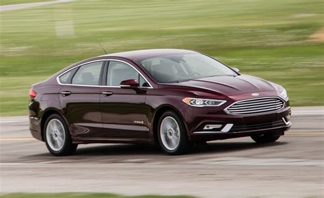 ford fusion hybrid review